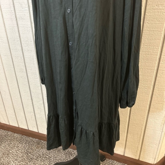 Boden Tiered Jersey Shirt Mini Dress, size 16/18R. - Picture 2 of 9